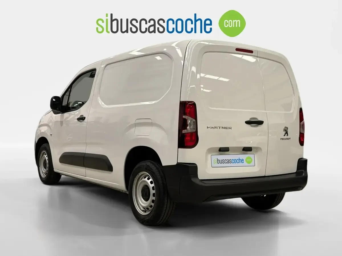 Usado Peugeot Partner 110 CV (80 kW) 2024 Blanco Monovolumen