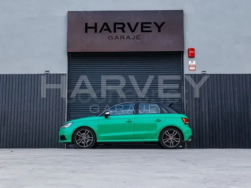 Usado Audi S1 Sportback Exclusive 231 CV (169 kW) 2016 Verde Utilitario