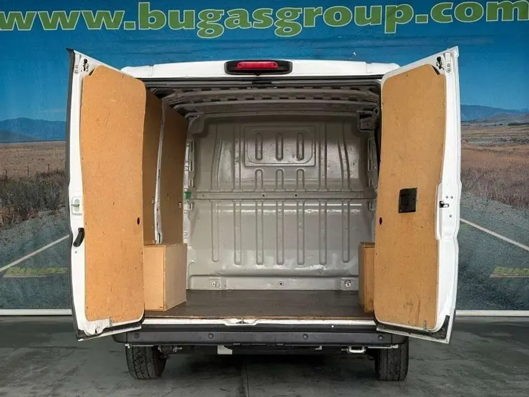 Usado Fiat Ducato Easy 120 CV (88 kW) 2020 Blanco Van