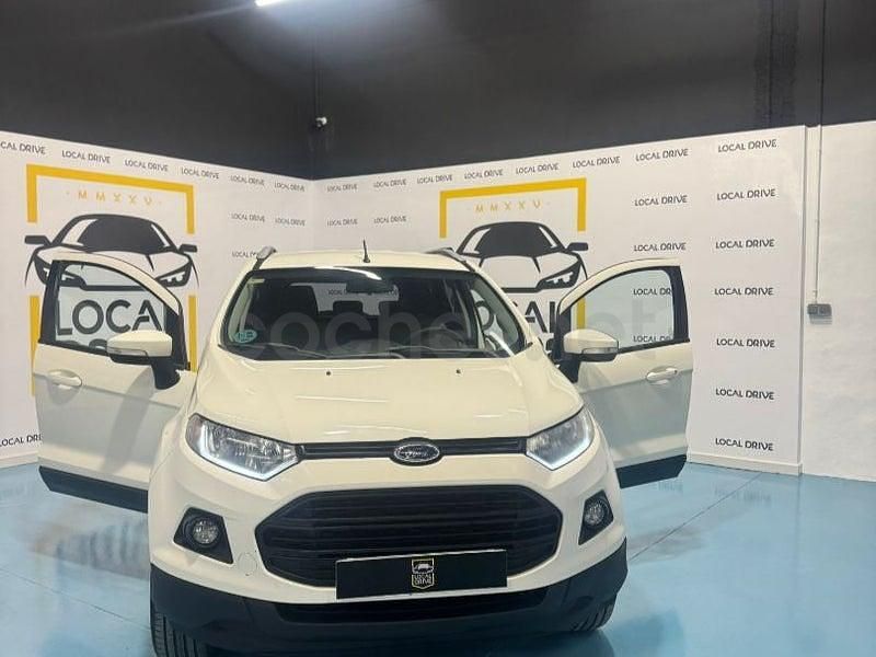 Usado Ford Ecosport Trend 111 CV (81 kW) 2015 Blanco SUV