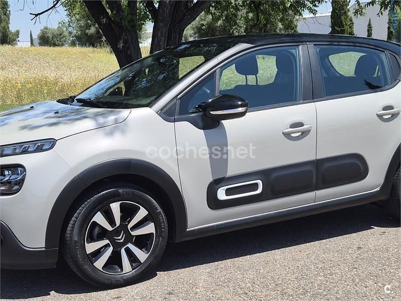 Usado Citroën C3 Feel 102 CV (75 kW) 2021 Beige Berlina