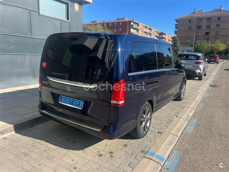Usado Mercedes V250 Avantgarde 190 CV (139 kW) 2018 Azul Monovolumen