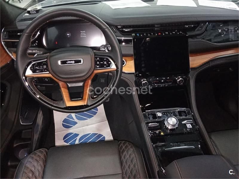 Nuevo Jeep Grand Cherokee Summit 381 CV (280 kW) 2025 Gris / plata SUV