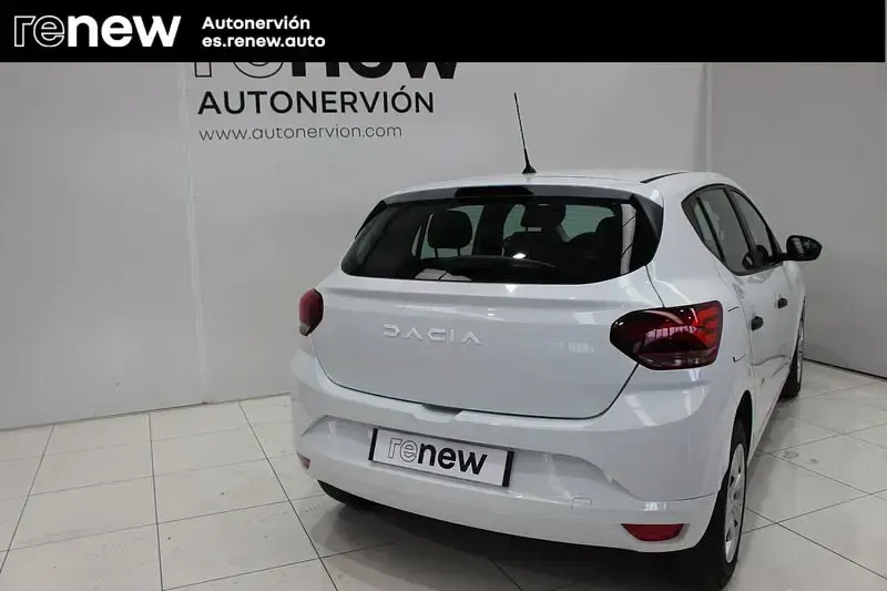Usado Dacia Sandero Essentiel 90 CV (66 kW) 2023 Blanco Berlina