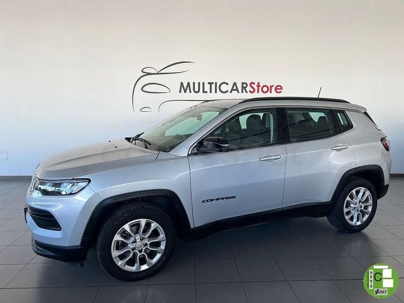 Usado Jeep Compass Limited 130 CV (95 kW) 2021 Gris / plata SUV