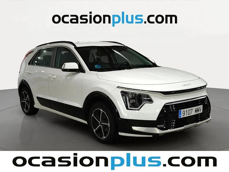Usado Kia Niro 141 HP (103 kW) 2024 Branco SUV