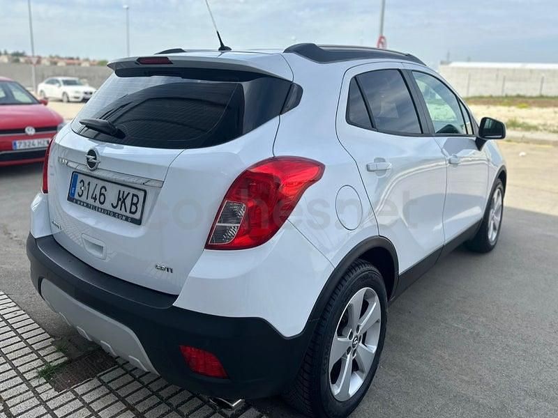 Usado Opel Mokka Selective 136 CV (100 kW) 2015 Blanco SUV