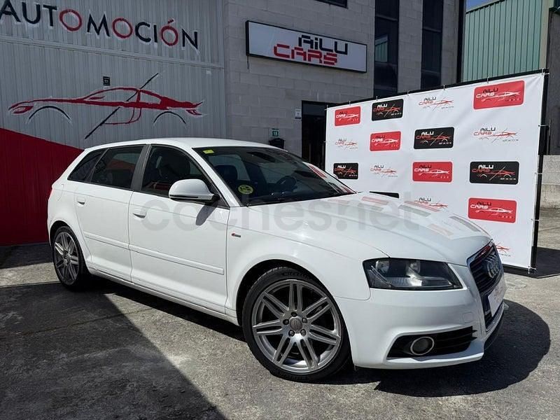 Usado Audi A3 Attraction 140 CV (102 kW) 2010 Blanco Utilitario