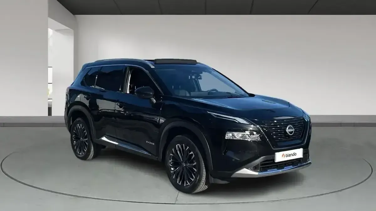 Usado Nissan X-Trail Tekna 204 CV (150 kW) 2025 Negro SUV