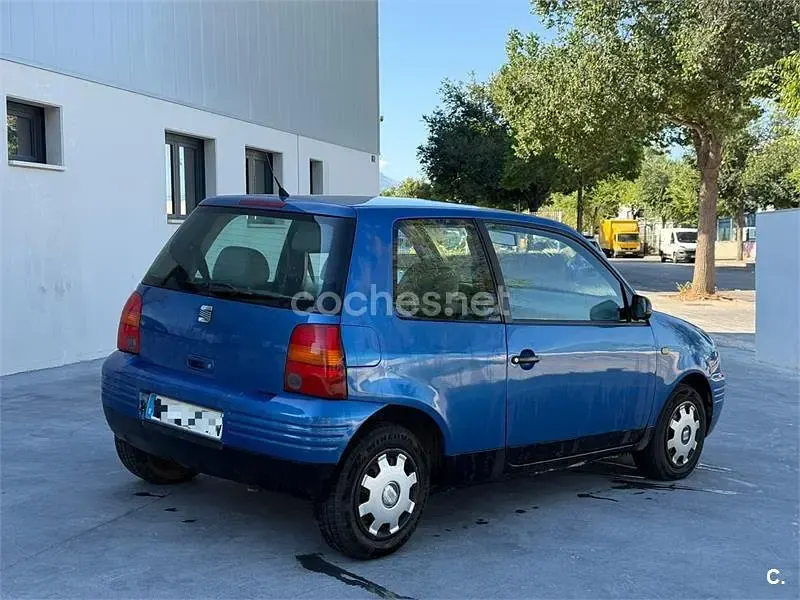 Usado Seat Arosa 60 CV (44 kW) 1999 Azul Utilitario