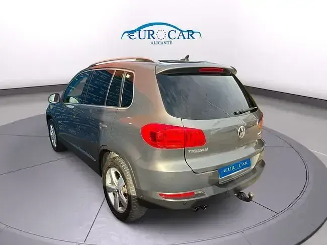 Usado VW Tiguan Sport 140 CV (102 kW) 2013 Marrón SUV