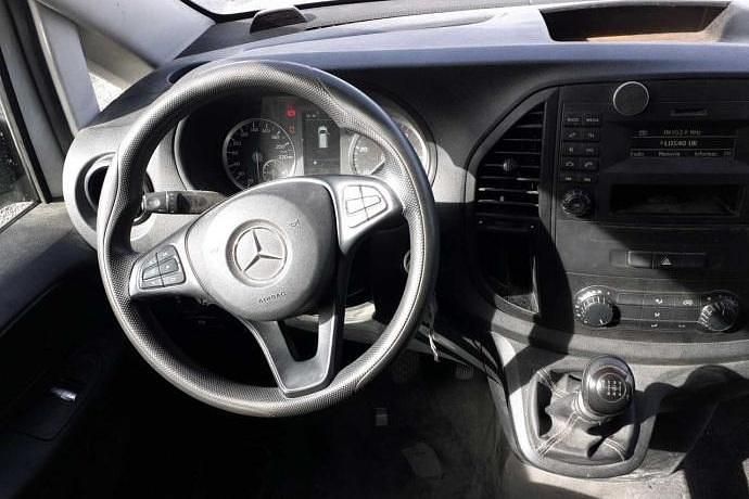 Usado Mercedes Vito 114 CV (83 kW) 2020 Van
