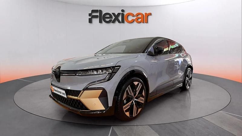Usado Renault Megane E-Tech Techno 160 kW (218 CV) 2023 Gris Berlina