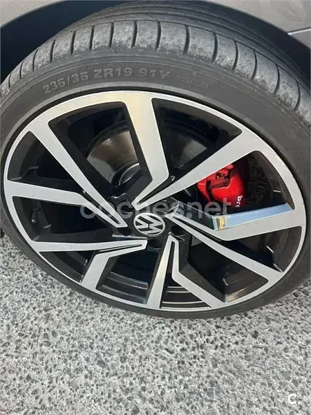 Usado VW Golf VII GTI 230 CV (169 kW) 2017 Gris / plata Berlina