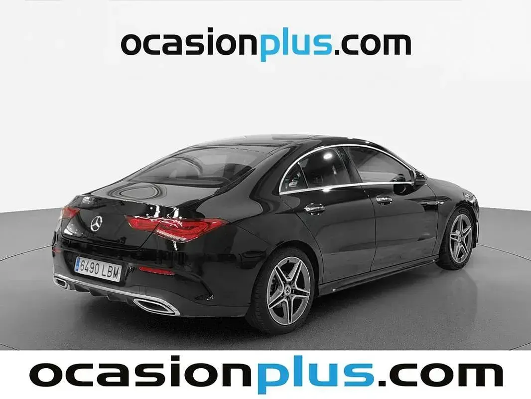 Usado Mercedes CLA180 136 CV (100 kW) 2019 Negro Coupe
