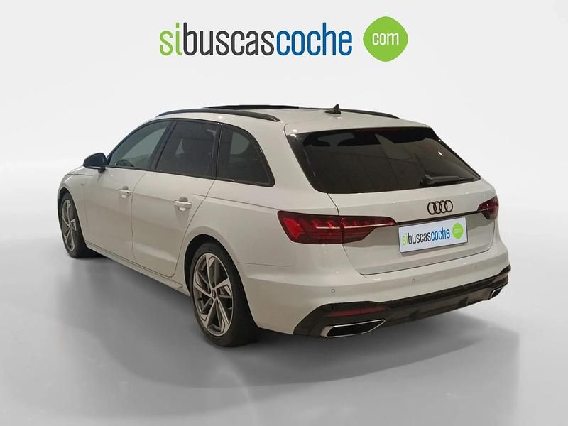 Usado Audi A4 S-Line 163 CV (119 kW) 2024 Blanco Familiar