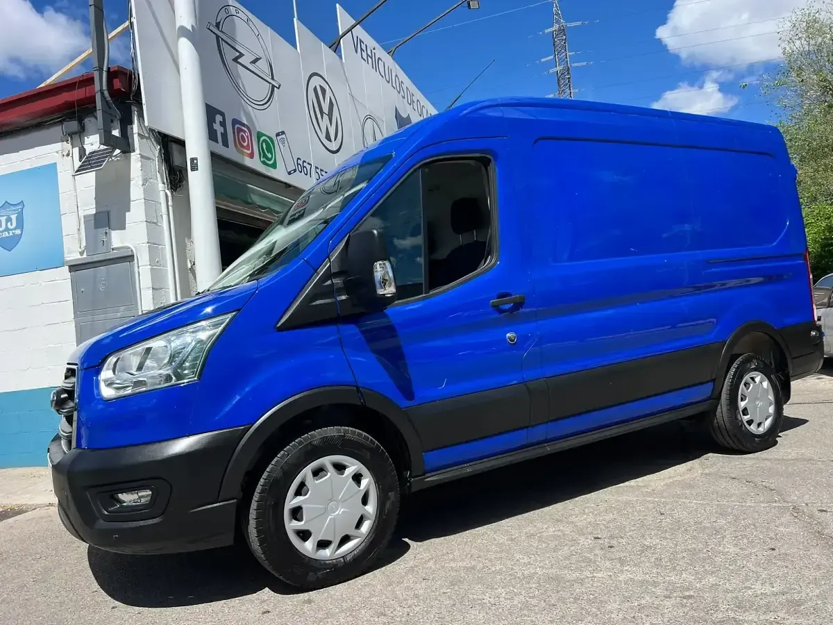 Usado Ford Transit Trend 130 CV (95 kW) 2022 Azul Van