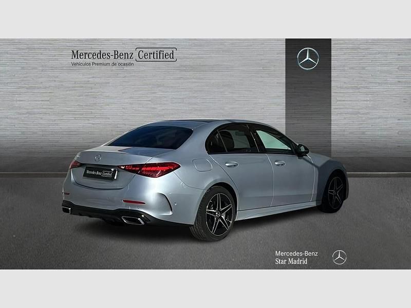 Usado Mercedes C220 AMG line 200 CV (147 kW) 2025 Otro Berlina