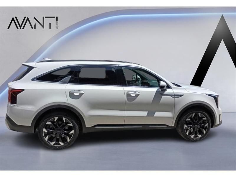 Usado Kia Sorento Premium 203 CV (149 kW) 2024 Blanco SUV
