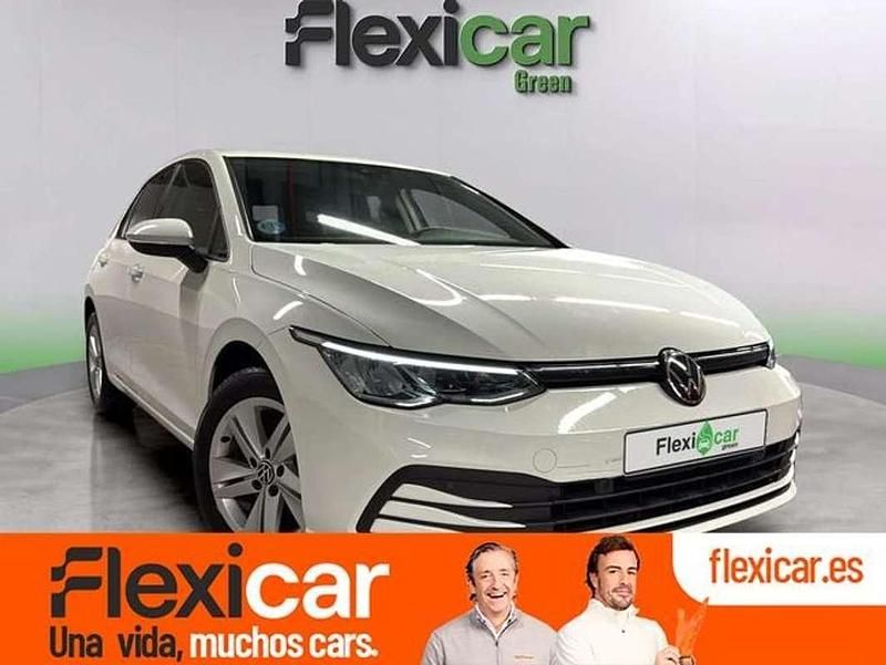 Blanco Usado 2021 VW Golf VIII Life Familiar | 16.490 € (Precio justo) - Imagen 1/4