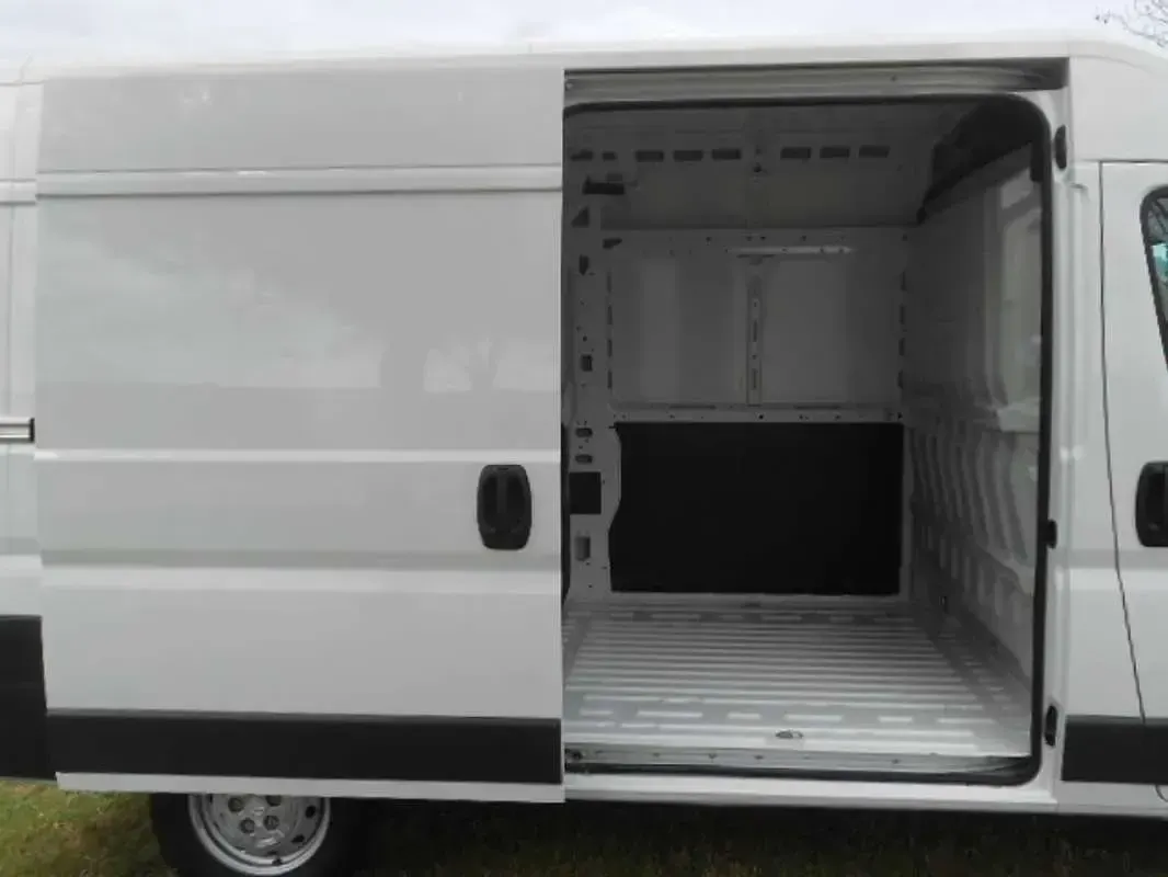 Usado Citroën Jumper 110 CV (80 kW) 2018 Blanco Monovolumen