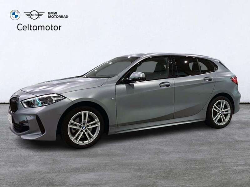 Gris Usado 2024 BMW 118 Comfort Edition Utilitario | 31.400 € (Precio justo) - Imagen 1/4