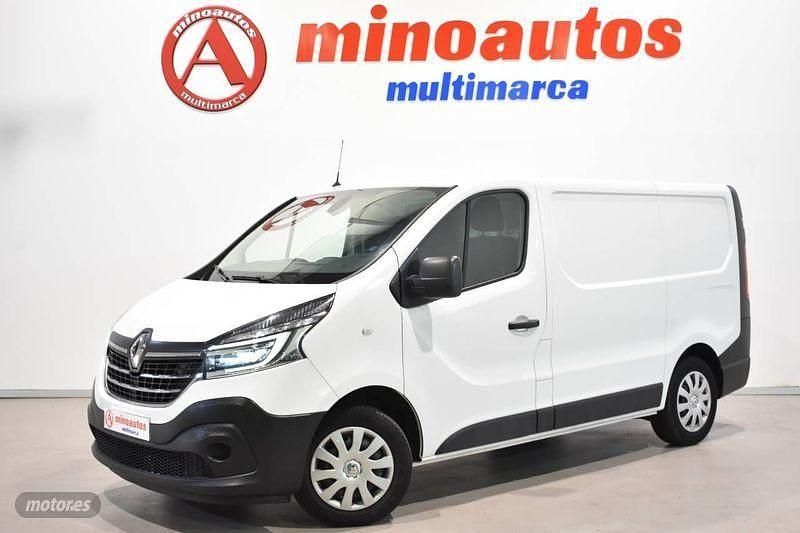 Usado Renault Trafic 121 CV (88 kW) 2021 Blanco Monovolumen
