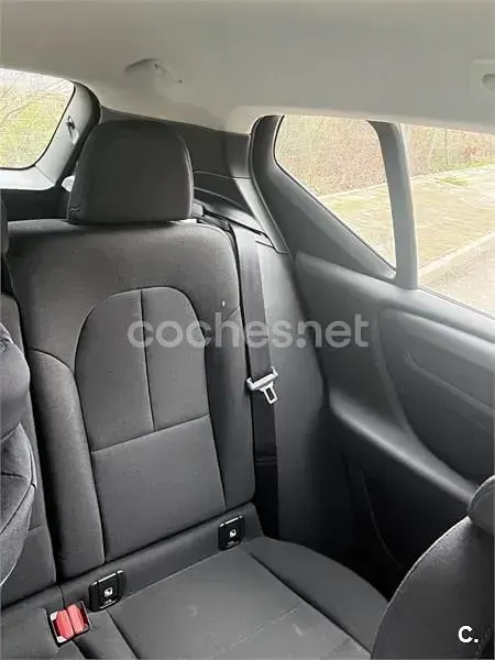 Usado Volvo XC40 150 CV (110 kW) 2019 Negro SUV