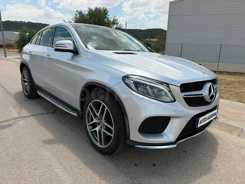 Usado Mercedes GLE350 272 CV (200 kW) 2020 Gris / plata SUV