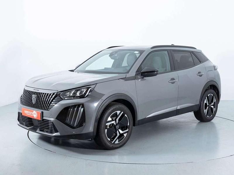Usado Peugeot 2008 Allure 136 CV (100 kW) 2024 Gris SUV