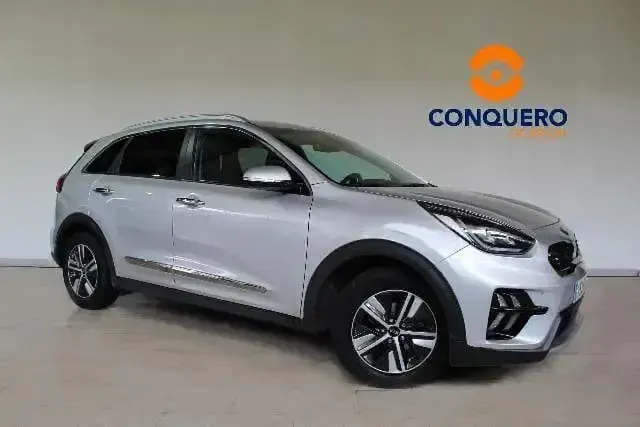 Usado Kia Niro 141 CV (103 kW) 2020 Gris SUV
