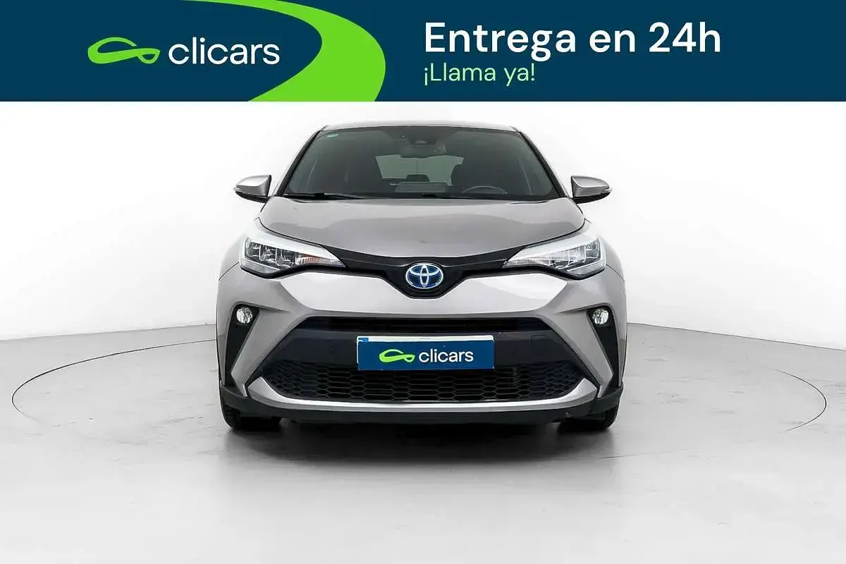 Usado Toyota C-HR Advance 98 CV (72 kW) 2021 Plateado SUV