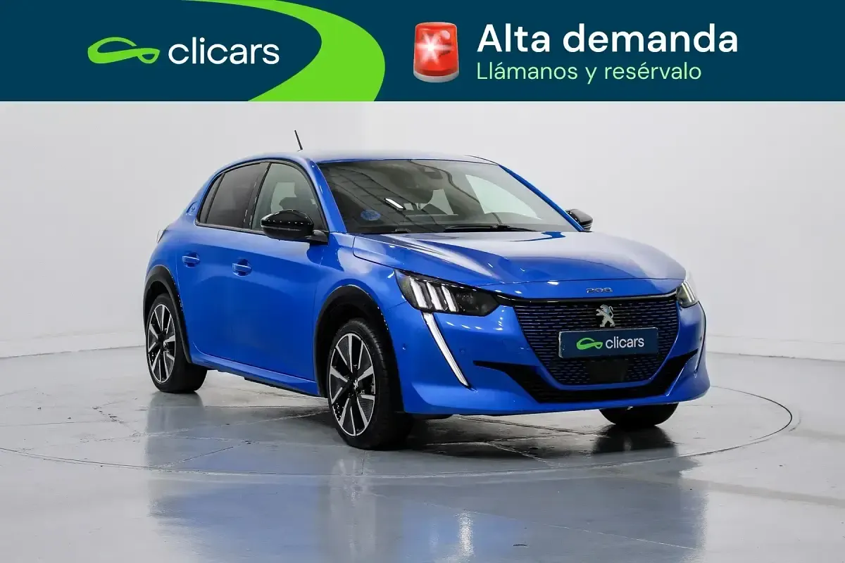 Usado Peugeot e-208 GT 100 kW (136 CV) 2021 Azul Utilitario