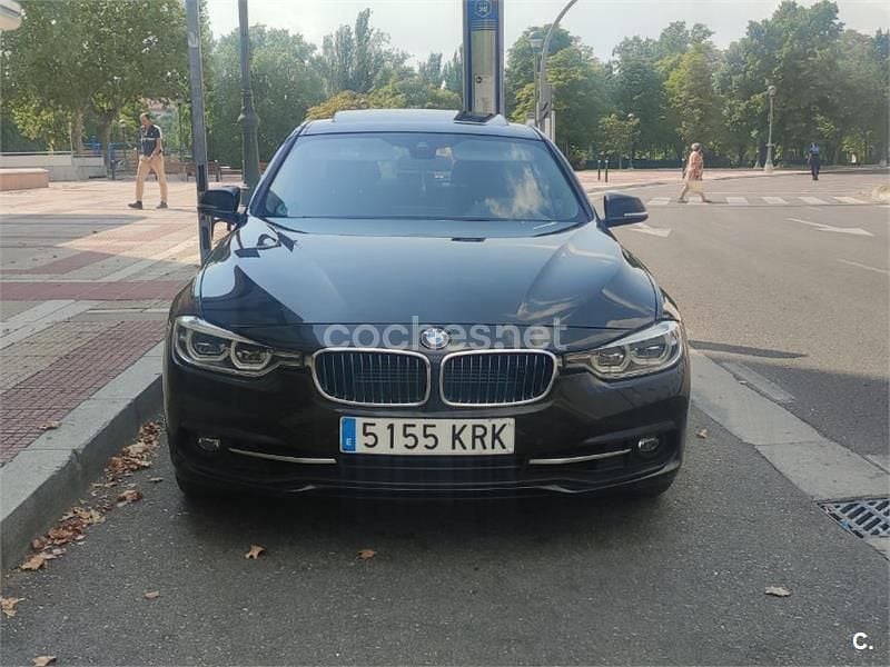 Usado BMW 330e Sport Line 252 CV (185 kW) 2018 Negro Berlina