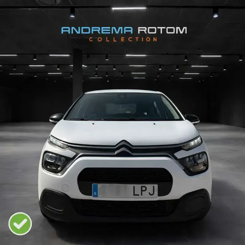 Usado Citroën C3 Live 99 CV (72 kW) 2021 Blanco Utilitario