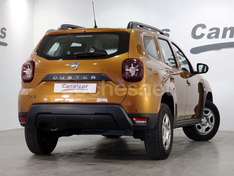 Usado Dacia Duster Comfort 115 CV (84 kW) 2018 Naranja SUV