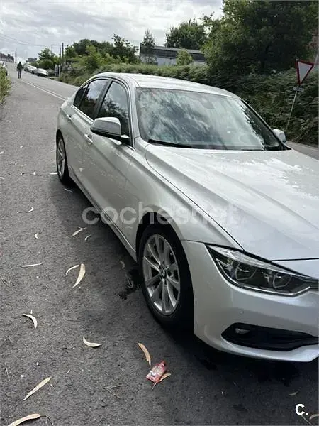 Usado BMW 320 Efficient Dynamics 163 CV (119 kW) 2016 Blanco Berlina