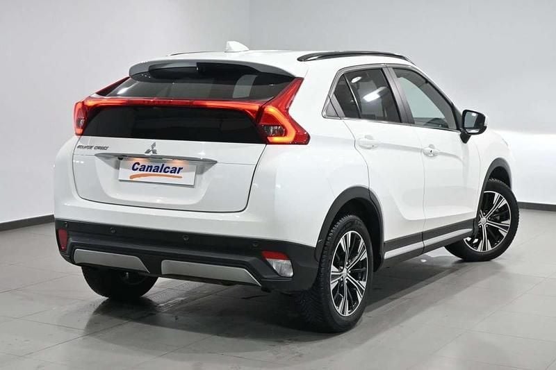 Usado Mitsubishi Eclipse Cross Motion 163 CV (119 kW) 2021 Blanco SUV