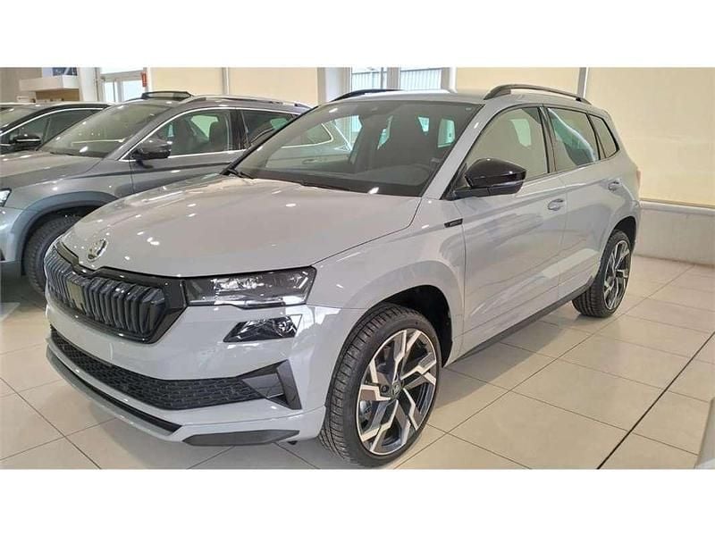 Nuevo 2025 Skoda Karoq SportLine SUV | 31.990 € (Buen precio) - Imagen 1/4
