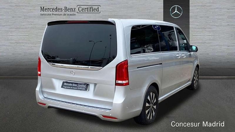 Usado Mercedes EQV300 150 kW (204 CV) 2024 Plata Van