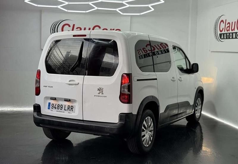 Usado Peugeot Rifter Active 99 CV (72 kW) 2021 Blanco Monovolumen