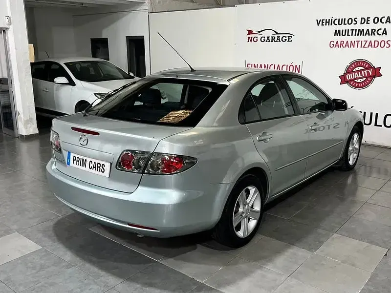 Usado Mazda 6 Active 121 CV (88 kW) 2007 Gris / plata Berlina