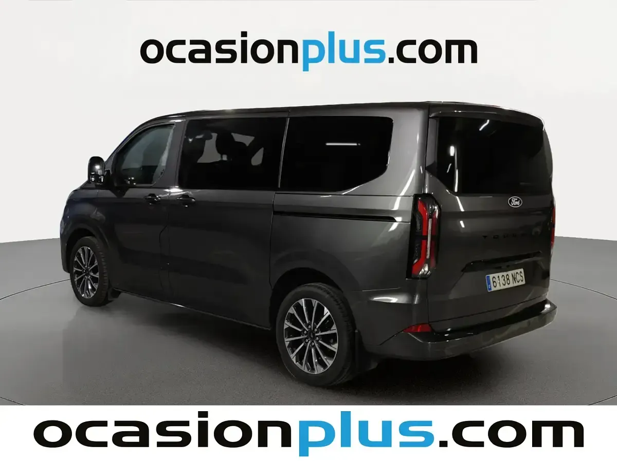 Usado Ford Tourneo Custom Titanium X 170 CV (125 kW) 2025 Gris Van