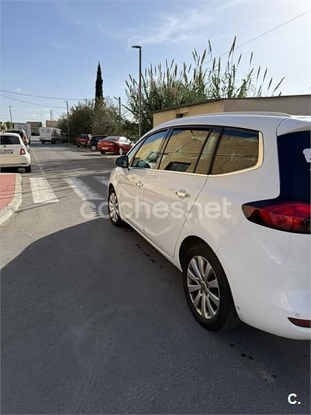 Usado Opel Zafira Tourer Expression 110 CV (80 kW) 2012 Blanco Monovolumen