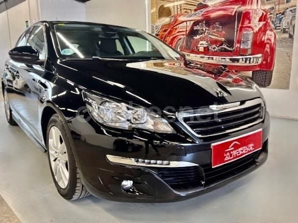Negro Usado 2016 Peugeot 308 Allure Berlina | 6500 € (Buen precio) - Imagen 1/4