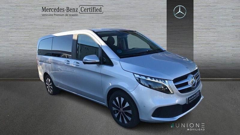 Usado Mercedes V250 190 CV (139 kW) 2023 Gris Monovolumen