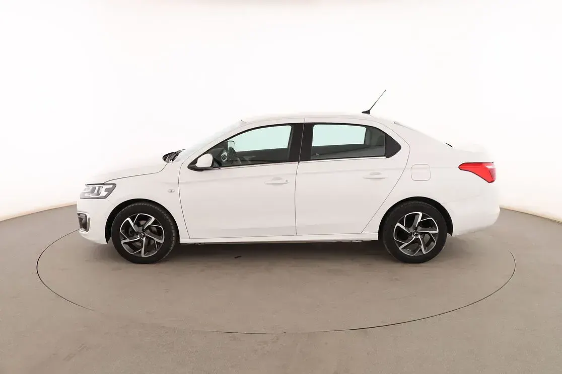 Usado Citroën C-Elysee I Shine 100 CV (73 kW) 2017 Blanco Berlina