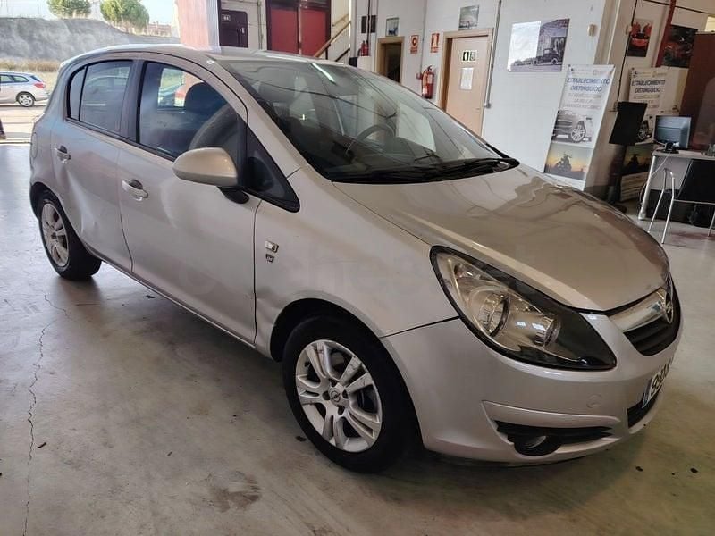 Usado Opel Corsa 95 CV (69 kW) 2010 Gris / plata Utilitario