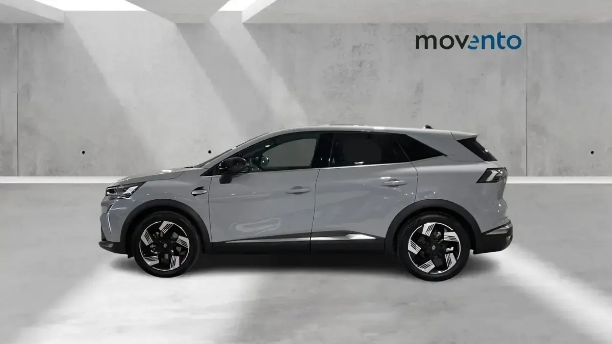 Usado Renault Symbioz Iconic 145 CV (106 kW) 2025 Gris / plata SUV