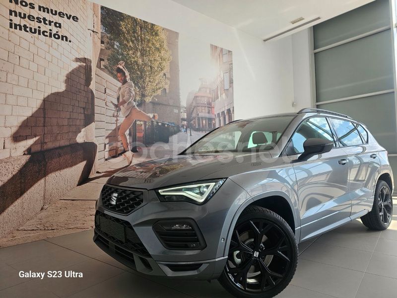 Gris / plata Nuevo 2025 Seat Ateca FR SUV | 31.400 € (Un poco caro) - Imagen 1/4